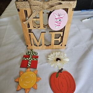 Pink Zebra Wooden HOME Accent Shade with 5 Magnetic Seasonal Accents